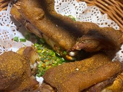 金牌脆皮猪脚-魏铭鱼头捞饭(晋阳路店)