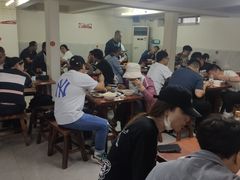 大堂-宝瑞门钉肉饼店