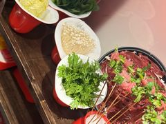-醉董牛川派鲜肉自选火锅(烟台店)