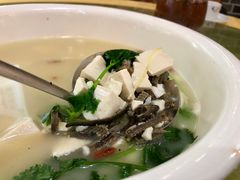 鳝骨豆腐汤-台山美食一绝阿四台山黄鳝饭(阿四创作店)