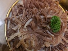 -毛肚向右·川渝毛肚王(经开永旺店)