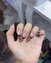 -晨·艺美甲美睫
