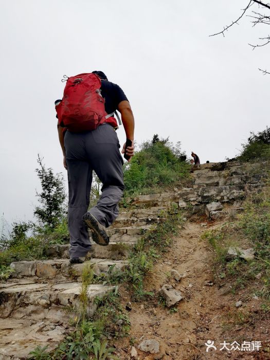 蟠龙山长城景区图片