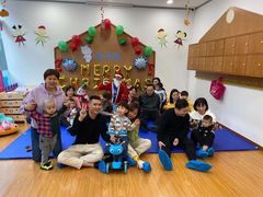 -抱抱熊托育中心(大悦城店)