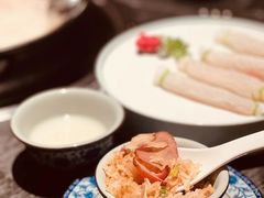 煲仔饭-大匠工房古船木艺术餐厅·猪肚鸡专门店(长白仙岛店)