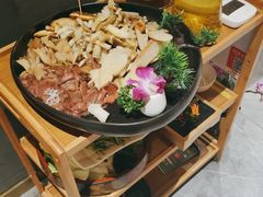 -一朵菌·野生菌探索家火锅(南亚店)