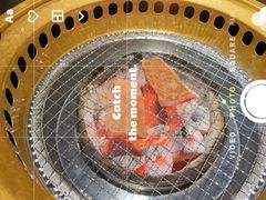 -山川小町·极番烧肉(新地假日广场店)