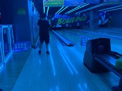 -世代星球·保龄球·镭战真人CS·团建(杨浦店)