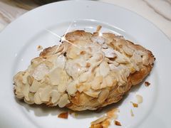 杏仁羊角-麦田工坊(月湖店)