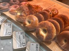 -HOT CRUSH趁热集合·现烤面包(环球港店)