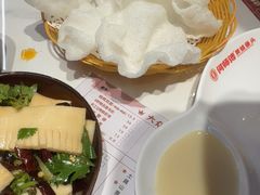 -何师傅美蛙鱼头(汉街店)