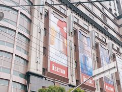 -梅龙镇广场