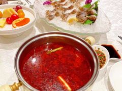 -海鲨湾海鲜会馆(百家湖1912店)