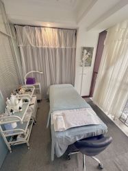 -YooMee优美智能科技美肤机构