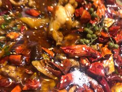 招牌馋嘴蛙-琥珀老六龙虾(四里河店)
