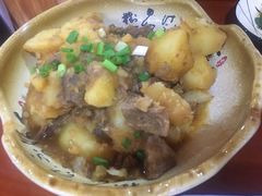 土豆烧牛肉-东顺全羊坊烧烤炒菜莜面(张北店)