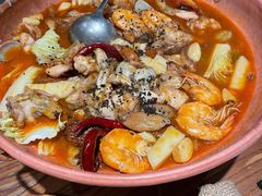 牛肝菌牛蛙霸王锅-云海肴·汽锅鸡·云南菜(美罗城店)