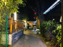 -二荆条·蜀鲜汇城市森林火锅