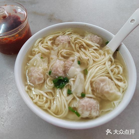 鲁记云吞