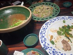 -粤·向群饭店(麓景路店)