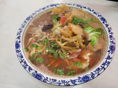 大全家福-孙记大碗皮肚面(后宰门店)