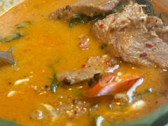 -Chom Cafe and Restaurant
