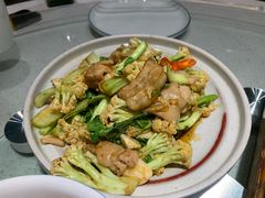 -孙家外婆•长春地标美食新名片(吾悦广场店)