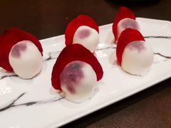 蓝莓雪娘果（半打）-广州文华东方酒店·江-由辉师傅主理