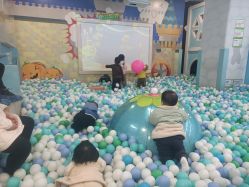 -孩子王童乐园(成都海滨城店)
