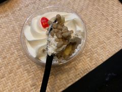 -红宝石·鲜奶小方·海派西点房(联洋店)