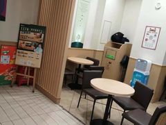 用餐区-德克士(通宝路店)