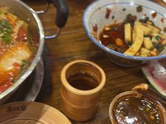 -亮欢寨酸汤鱼(沙冲路店)