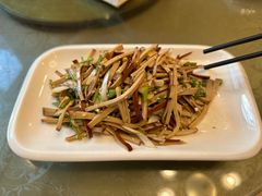 -金牌餐厅·天津菜·八珍豆腐·老爆三(瓷房子店)