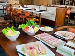 -天际餐厅(广州珠江新城假日酒店)