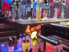 -喜鹊音乐酒馆(西街店)