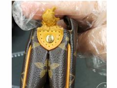 -爱革·洗衣改衣·洗鞋修鞋·洗包修包·奢侈品护理(宝地广场店)