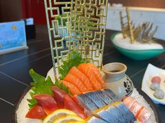 -鼎泰亨·海鲜牛肉餐厅(滨江店)