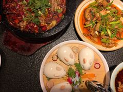 -万重锦·人文川菜馆(骡马市店)