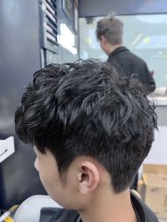 -藤野造型·专业烫染店