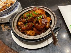 石锅栗子焖猪手-童福兴·南京菜(老门东店)