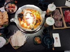 -湊湊火锅·茶憩(打浦桥日月光店)