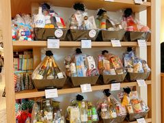 -乐蓬马歇百货公司(Rive Gauche)