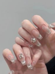 -悦指间美甲美睫