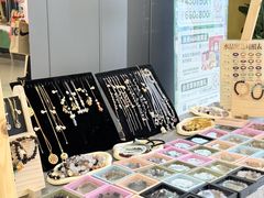 -首创奥特莱斯(西安店)