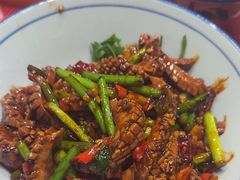 -荆九爷爆炒桥头三嫩(云南北路店)