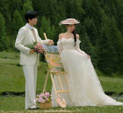 -雅云婚纱摄影工作室旗舰店