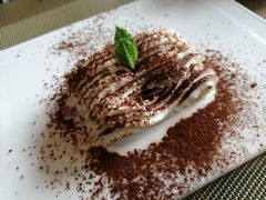 精致甜点-YUE·6·西式融合餐厅(外滩六号店)