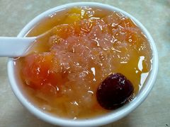 木瓜雪耳糖水-瘦鬼老档糖水铺