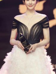-GRACE KELLY婚纱与礼服(天津店)