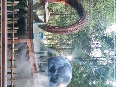 -二荆条·蜀鲜汇城市森林火锅